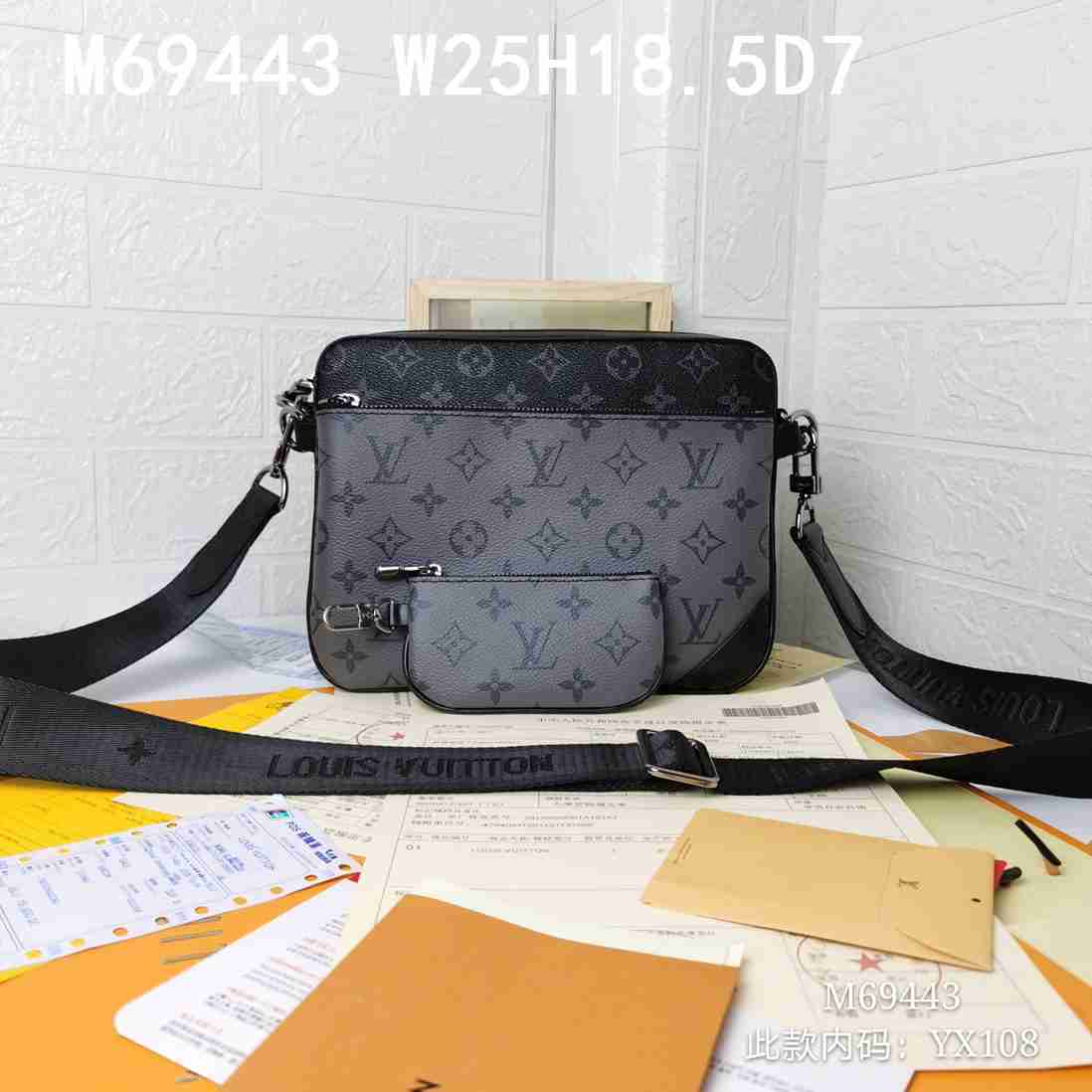 LV  69443 Messenger bag